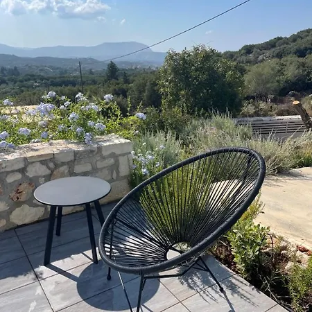 Villa Belam, Entre Montagne Et *