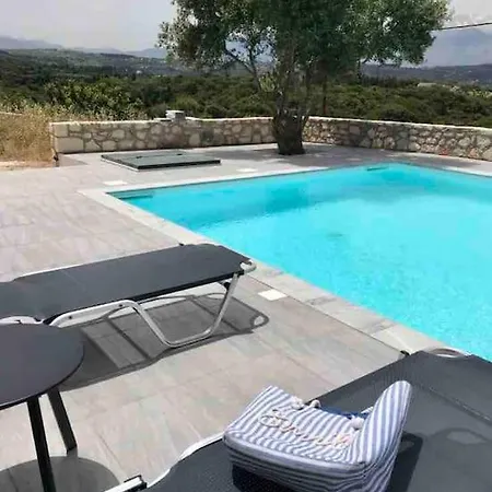 Villa Belam, Entre Montagne Et